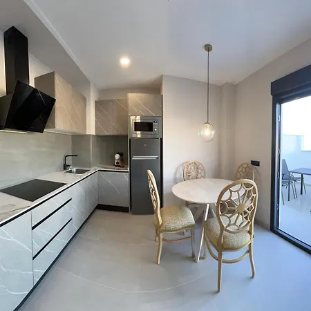 La Lipa Con Piscina Privada Almáchar